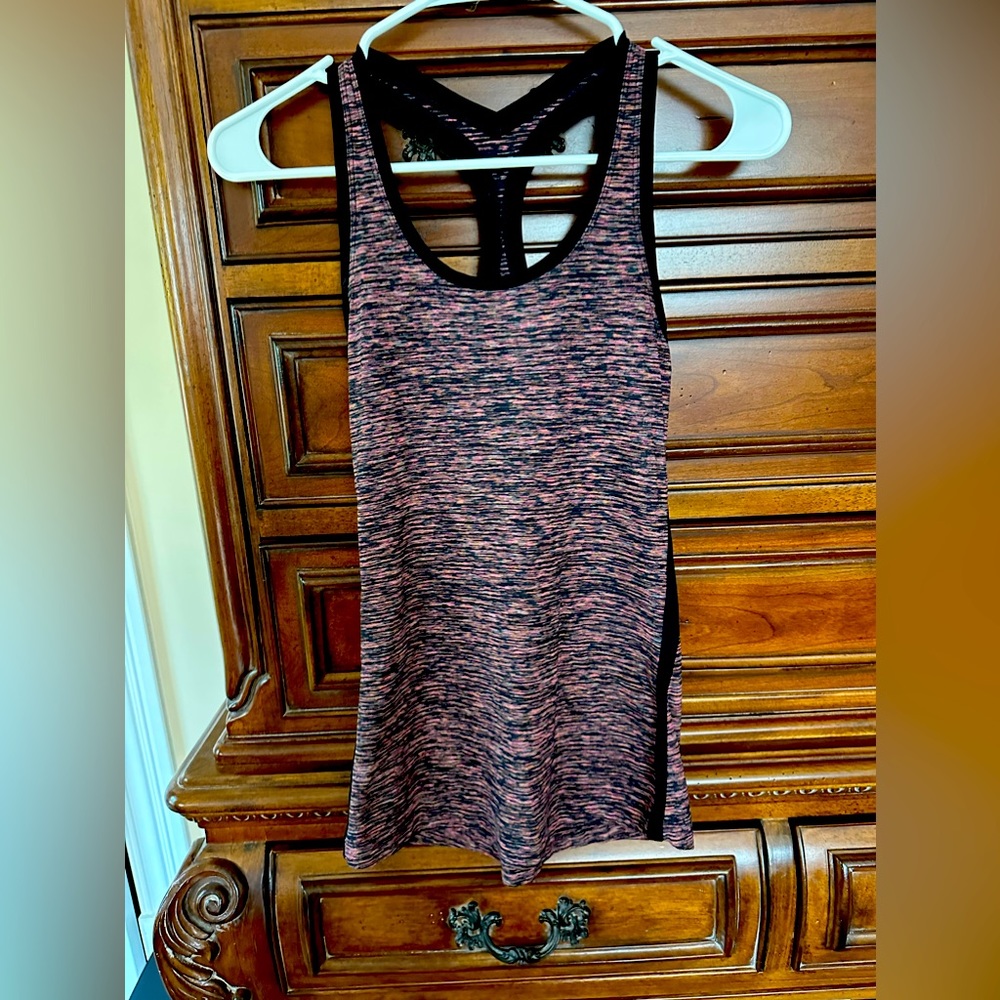 Lululemon Cool Racerback II Lined Up Size 4